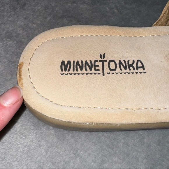 Minnetonka Suede Leather Slide Sandals Beaded - Picture 8 of 13